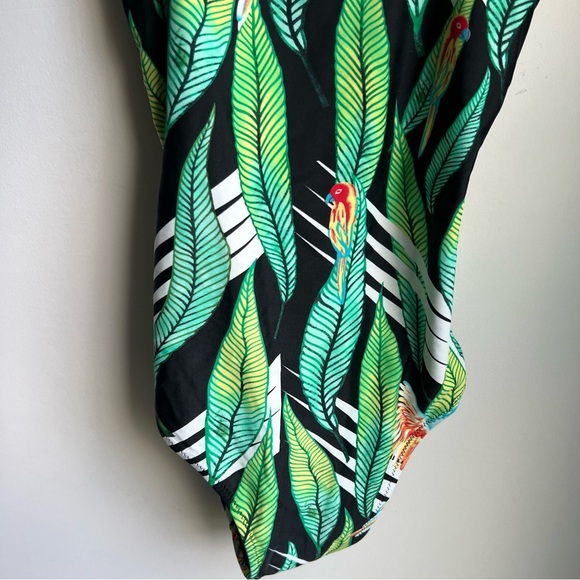 Cupshe Tropical One Piece Swimsuit - Size Small - Picture 8 of 10